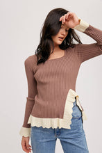 Load image into Gallery viewer, SIDE SLIT RIBBED SQUARE NECK KNIT
