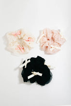 Load image into Gallery viewer, Ribbon Bow Hair Scrunchie Set
