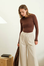 Load image into Gallery viewer, Brown Long Sleeve Fitted Top
