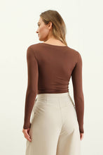 Load image into Gallery viewer, Brown ROUND NECK LONG SLEEVE FITTED KNIT TOP
